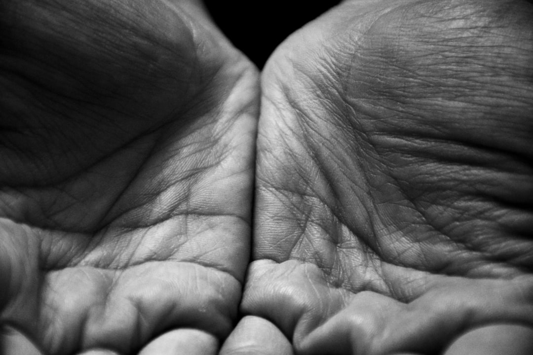 Hand