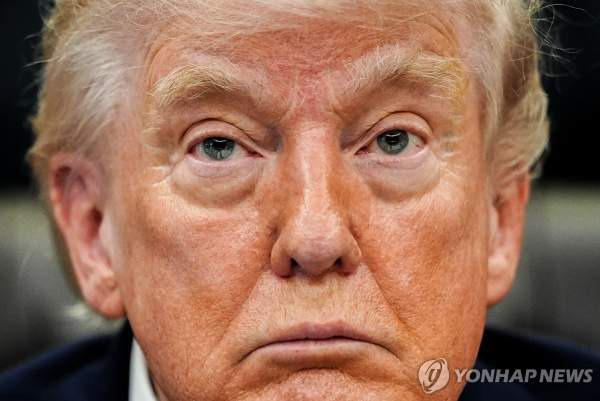 트럼프 이란 인프라 파괴 위협: 미 유엔대사 "이란 발전소·교량 파괴는 전쟁범죄 아냐"