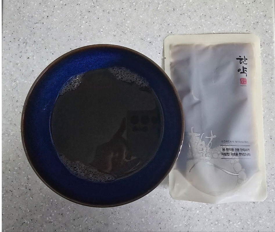 회복을 목표로 한약을 복용 중이에요.