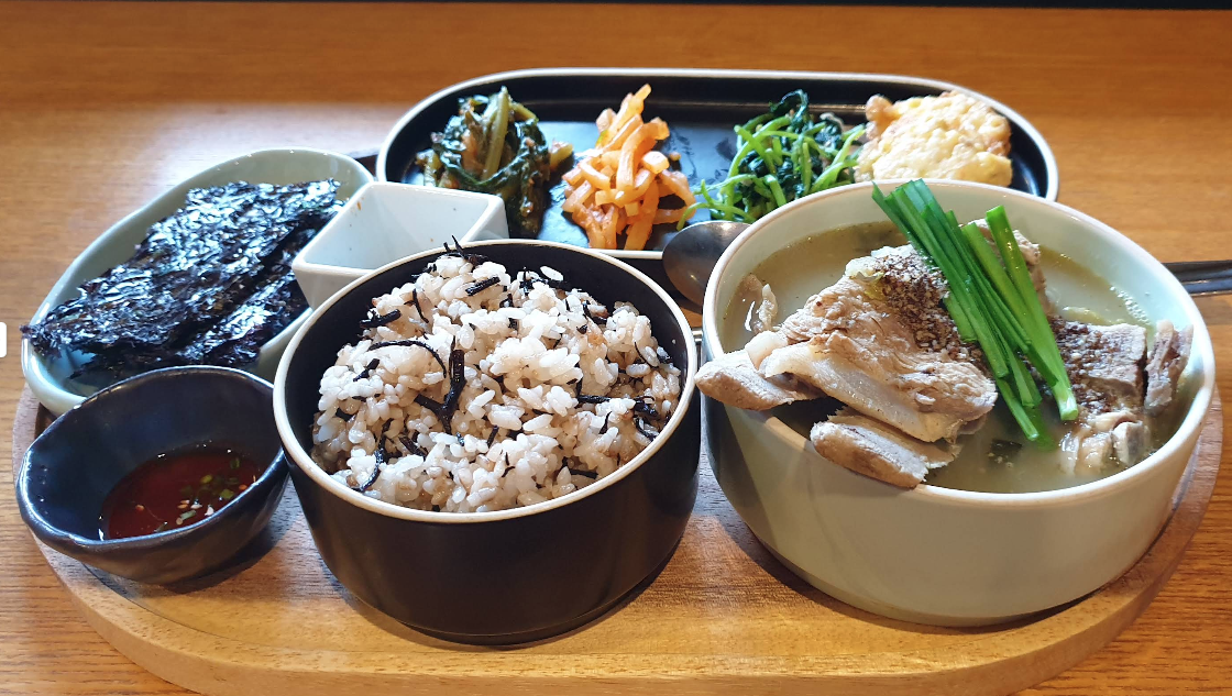 북한산둘레길 5구간 명상길 정릉시장 정릉천 주변 인기 맛집 카페 강아지 동반 정보