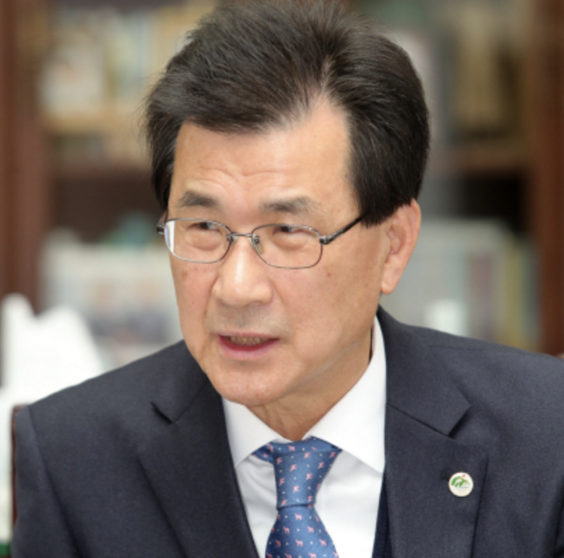 정치인 이시종