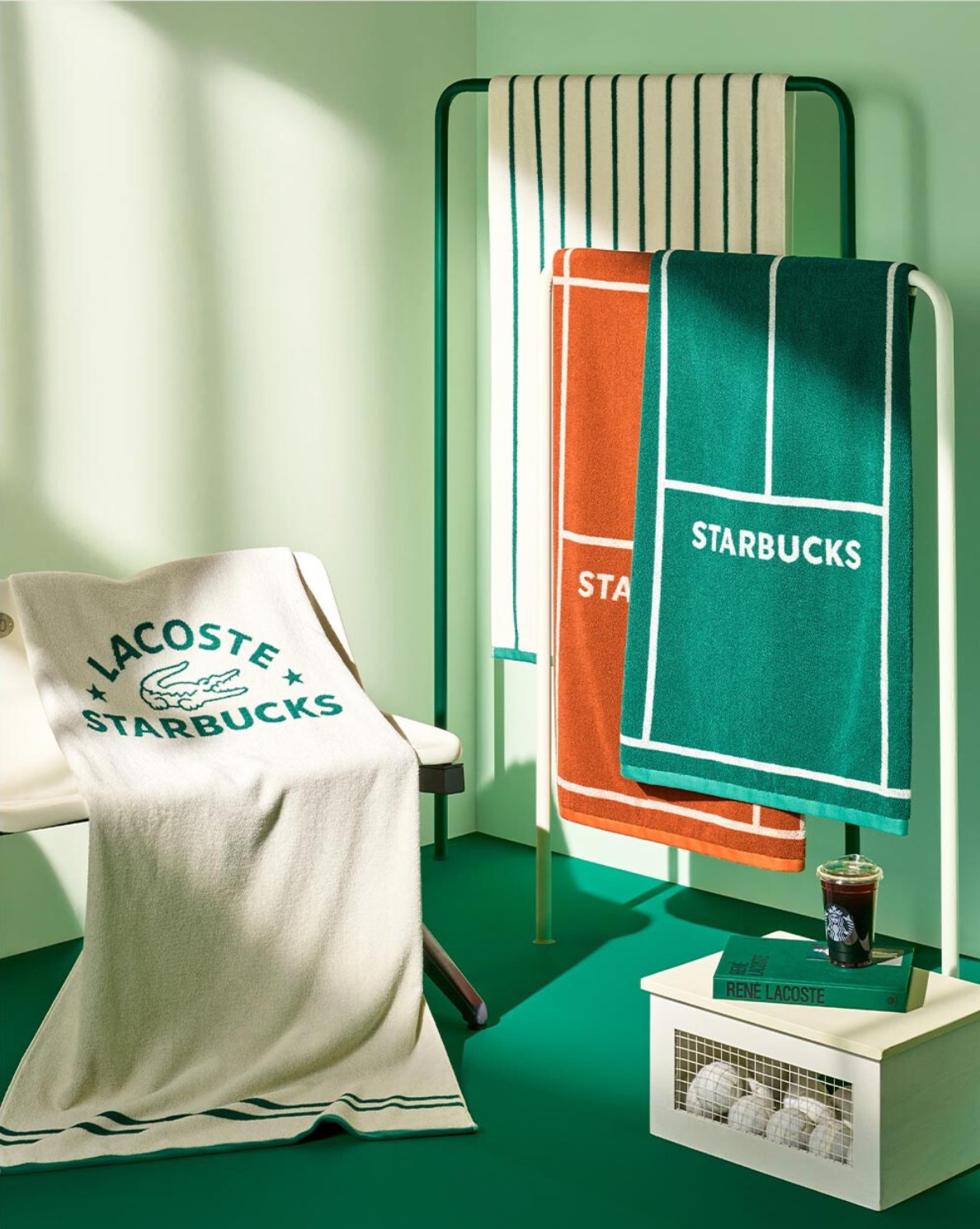 스타벅스-프리퀀시-라코스테-타월