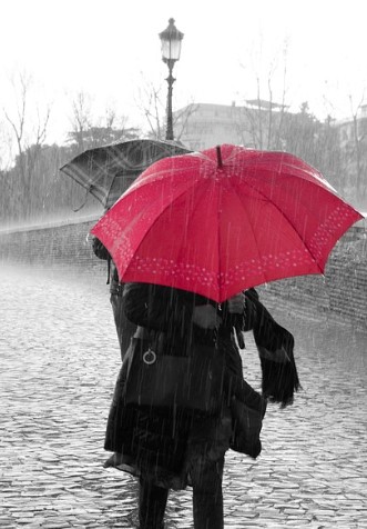 침수 지역 장화 위험! 감염&middot;낙상 피하려면 이렇게 하세요