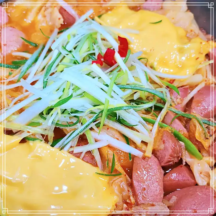 생방송 투데이 한강진 이태원 부대찌개, 존슨탕 맛집