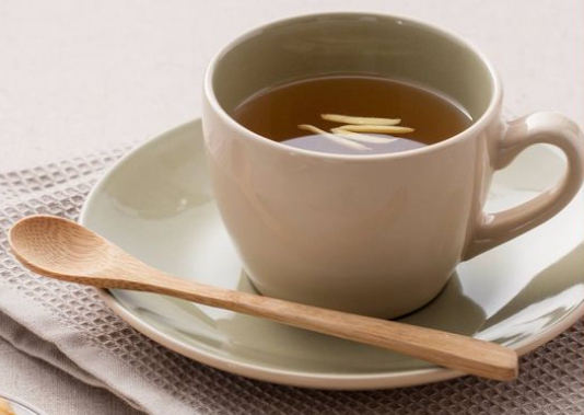 한국의 떡 종류 꿀떡-생강차