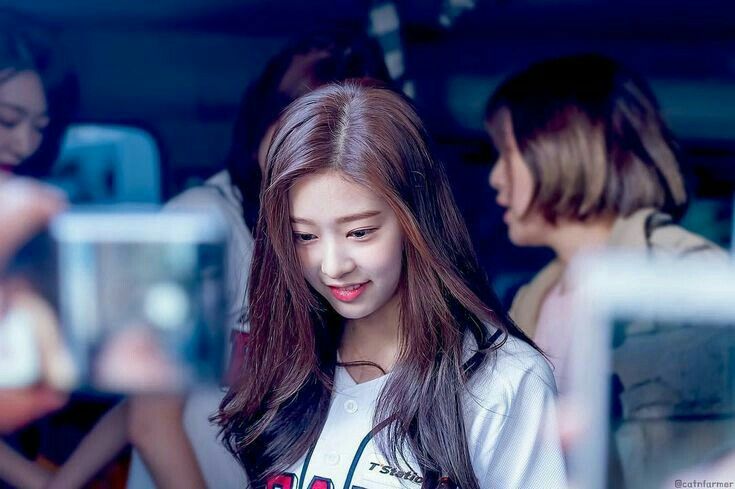 아이즈원 김민주 최애사진