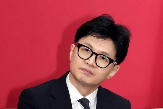 부산방문으로 &lsquo;해피워크&rsquo; 시작한 한동훈, &ldquo;승리는 여기서부터&rdquo;