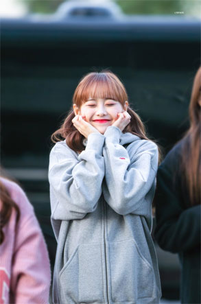 사랑스러운 모습 여자 연예인들 사진모음