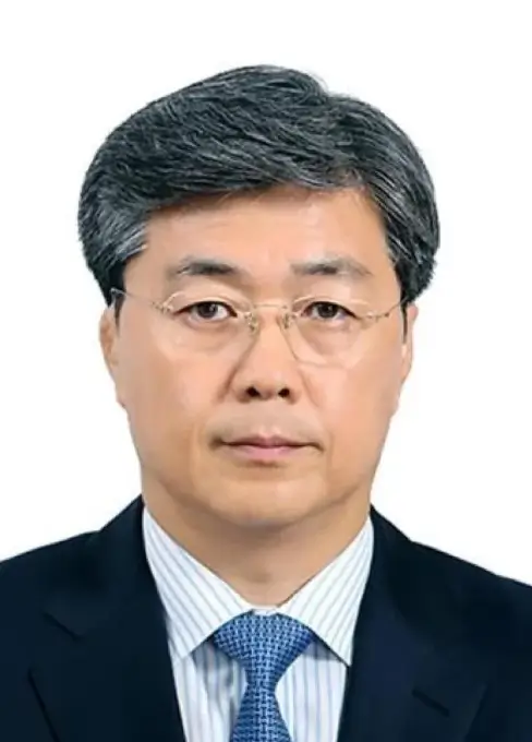 홍장원 김병기