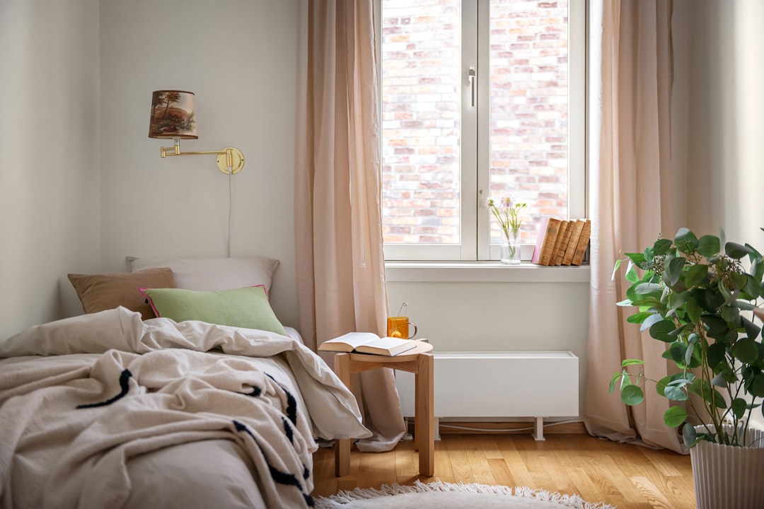 '아파트새집증후군' 중 가장 중요한 명사인 '증후군'을 영어로 표현하자면 'Syndrome'입니다.