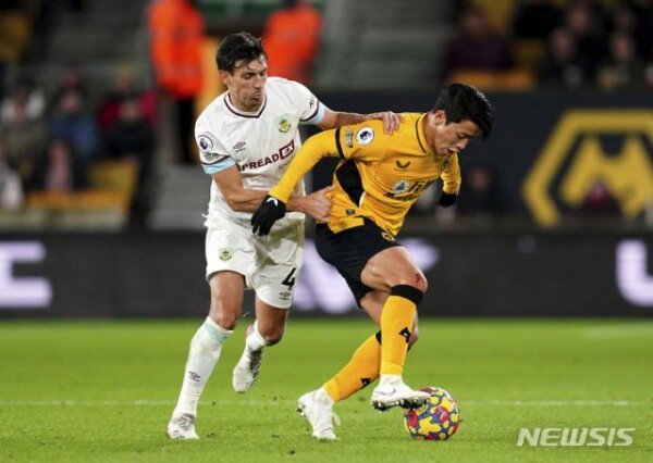 축구선수 황희찬