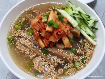 도토리묵사발 사진