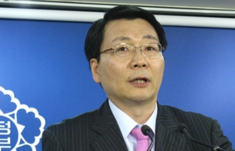 김형석 프로필 나이 고향 학력 경력 평가