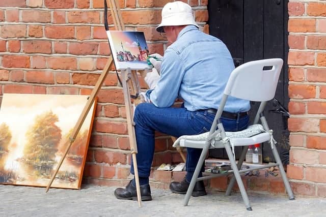 예술가와 AI – 창작은 가능해도 영감은 만들 수 없다