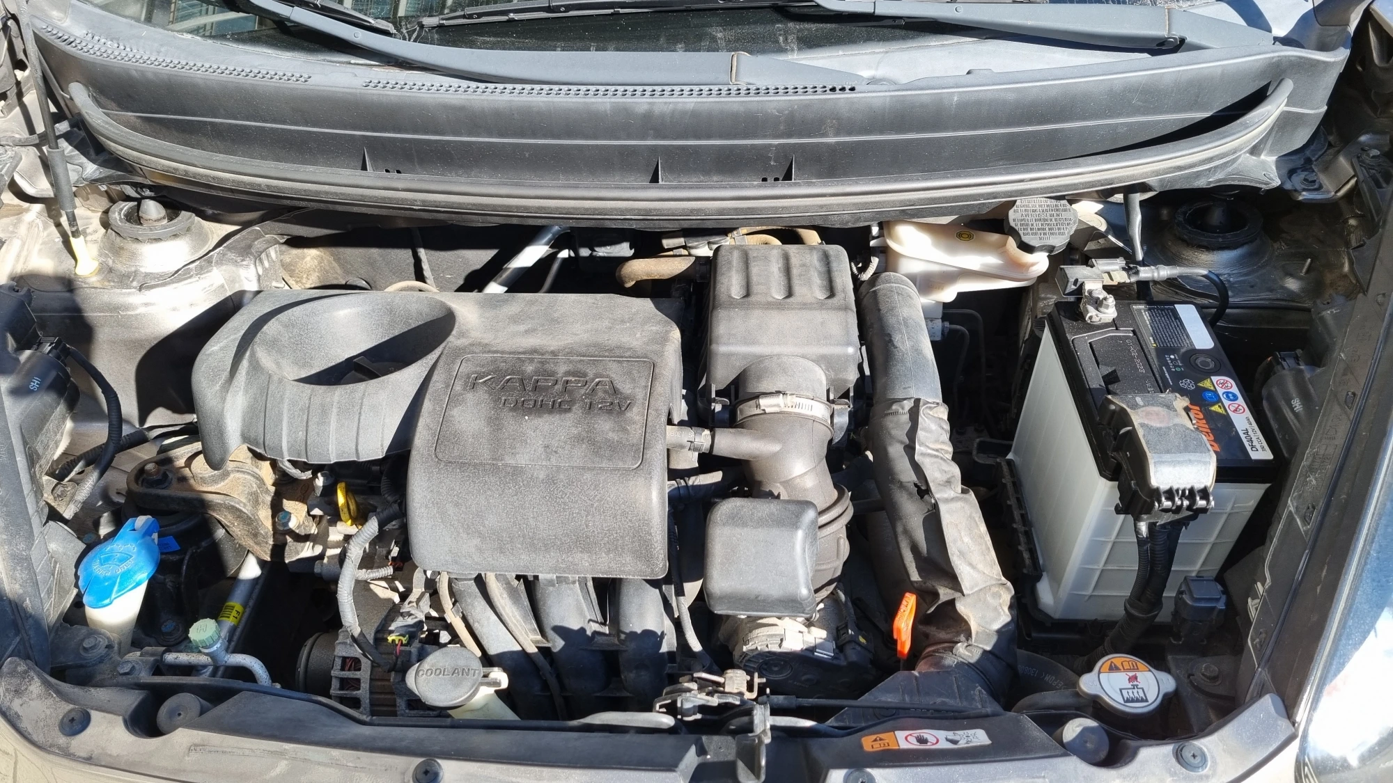 모닝 워셔액 넣는 곳