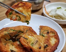 막걸리-빈대떡-찰떡궁합