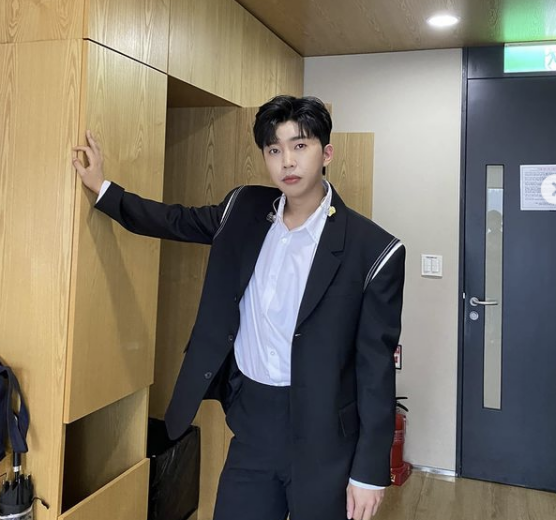 임영웅 1위