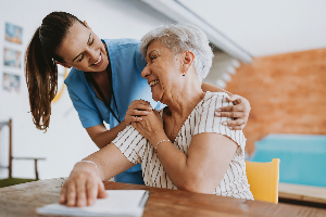 어르신 병원 입원시 보호자및 간병인 역할