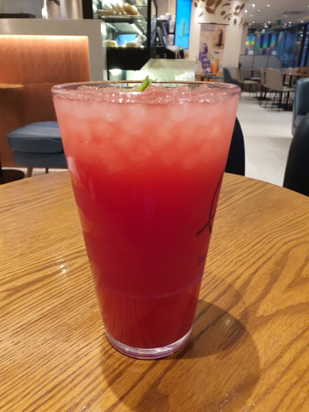 커피빈 함안 수박 주스