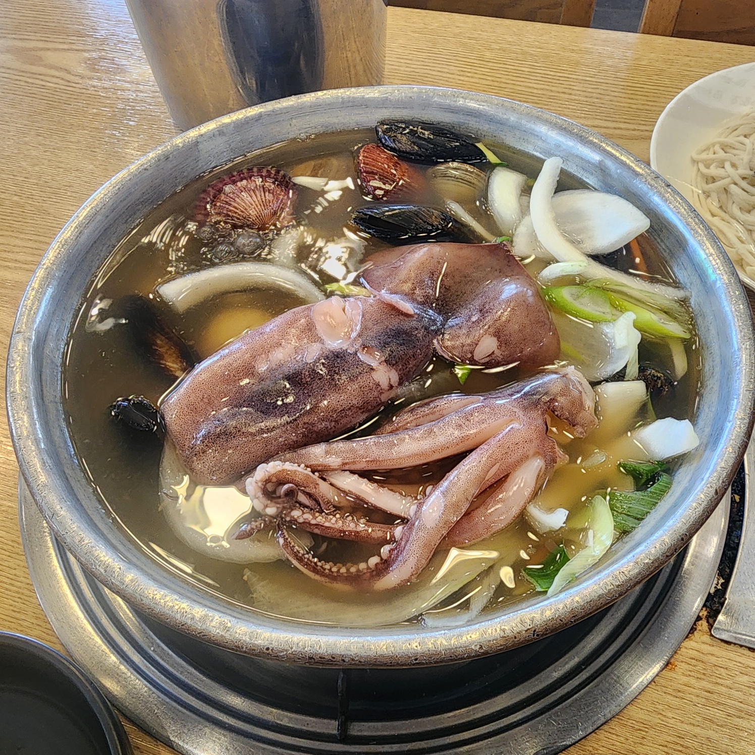 통큰해물손칼국수1