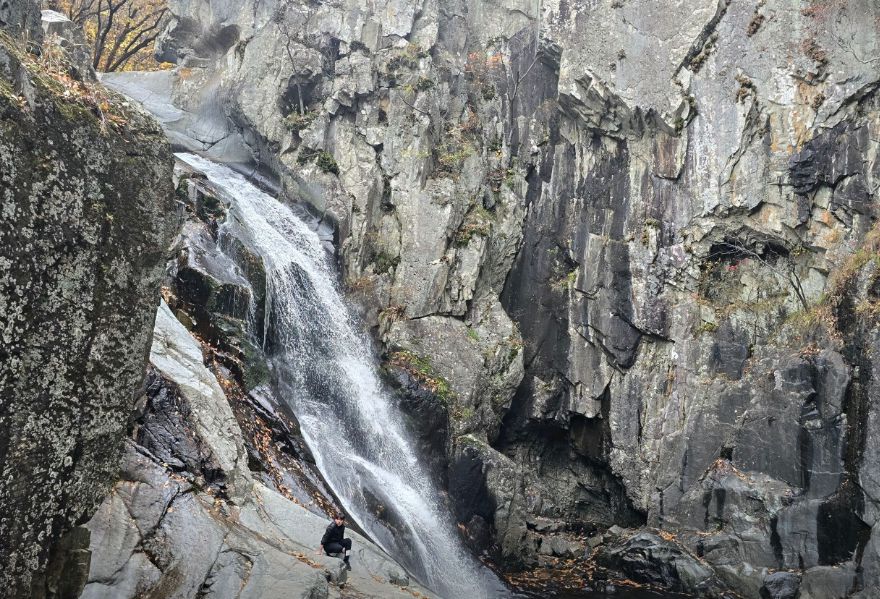 내연산