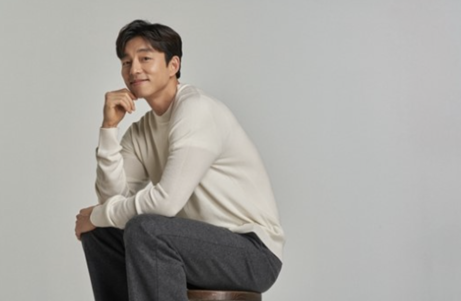 배우 공유