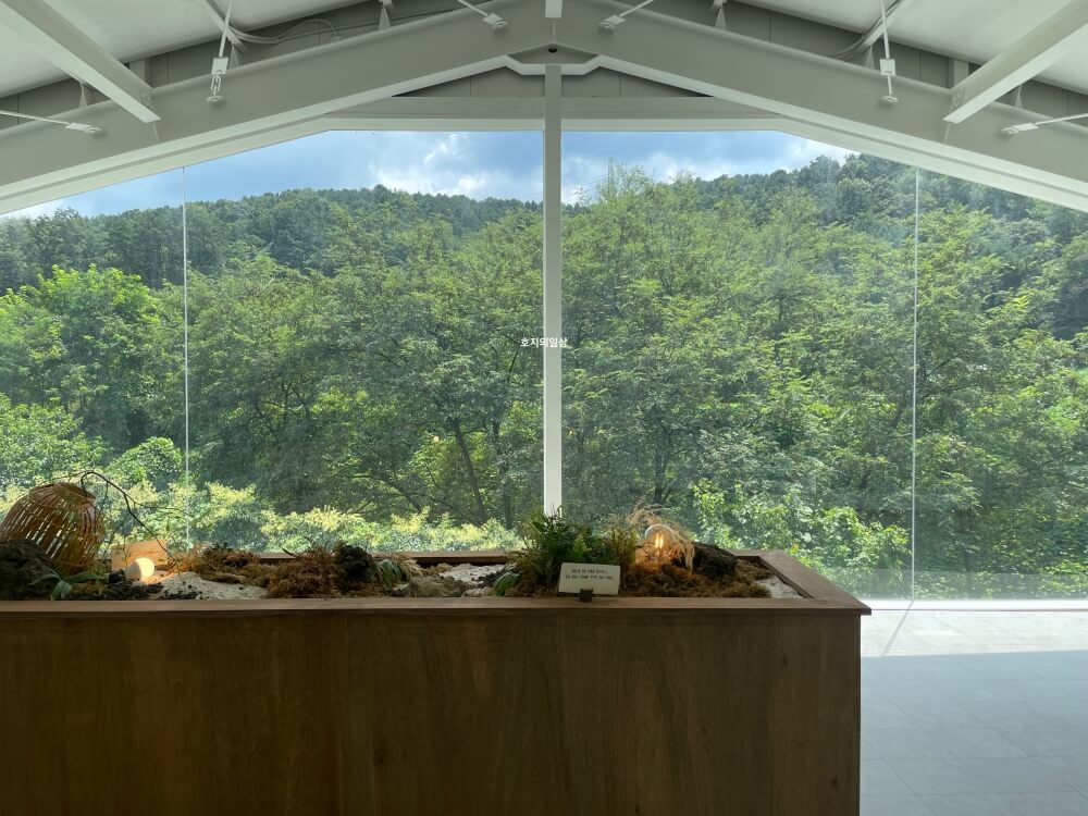 용인 신상 디저트 카페 기로띠 - 매장 2층 산뷰