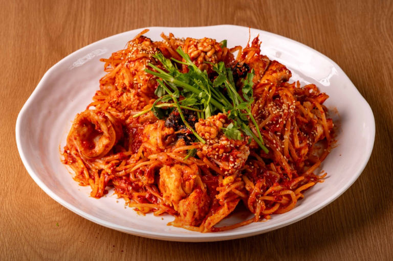 생생정보 2475회 장사의 신, 강남 임자 삼색 매력의 뚝배기 생아귀탕