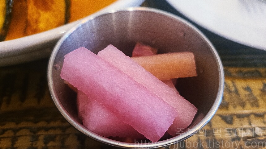 델리커리-밑반찬-피클