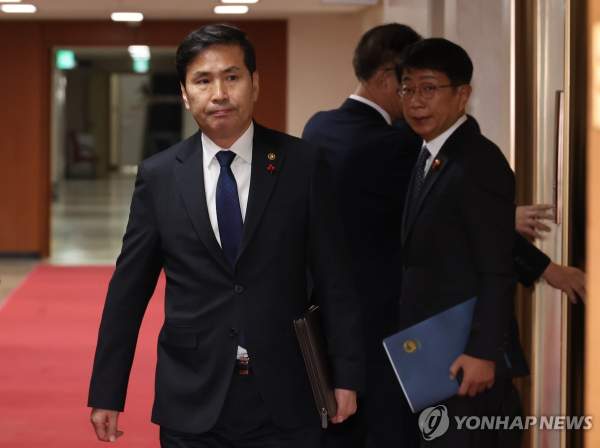 김선호 국방차관 프로필