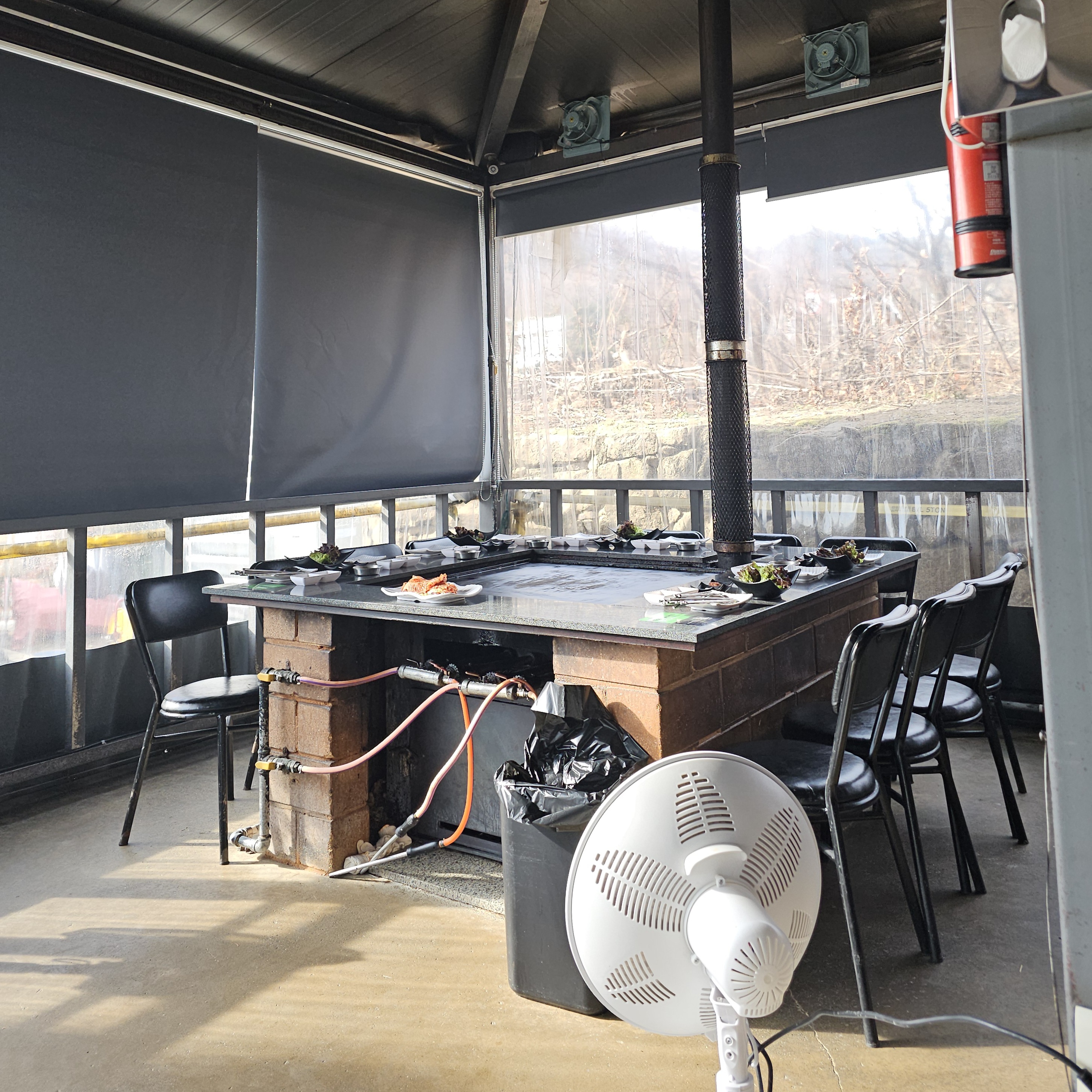 팔공산 갓바위 맛집 팔공노을철판구이 좌석