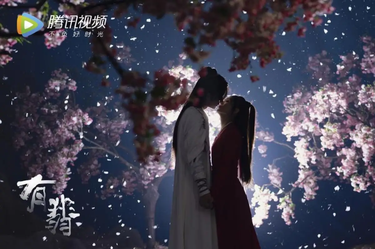 꽃나무들-사이에서-키스하는-주비-사윤-조려영-왕이보