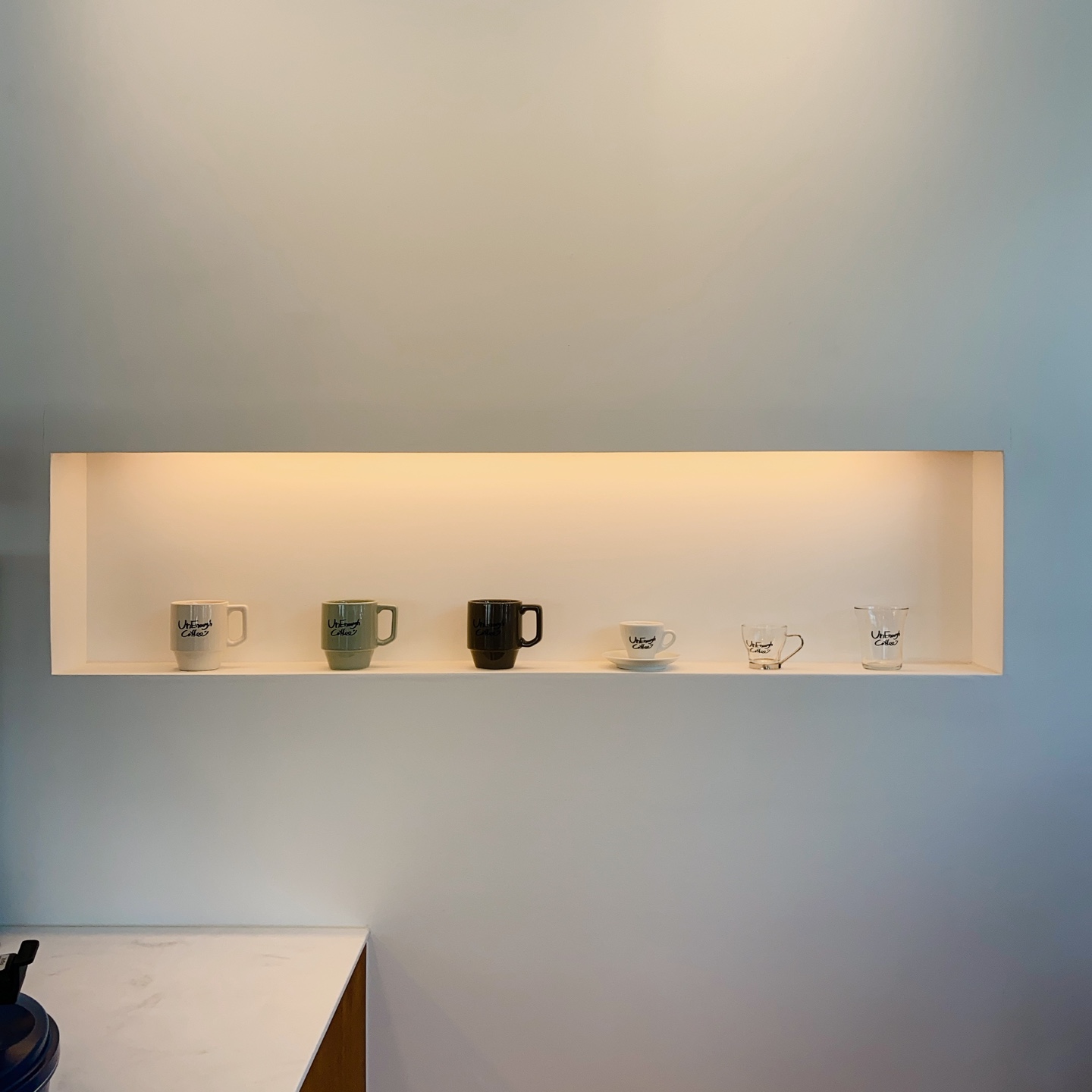 언이너프 커피바(Unenough Coffee Bar) 제주 노형 광평마을 탐라도서관 한라대학교 주차 리뷰 카페 추천