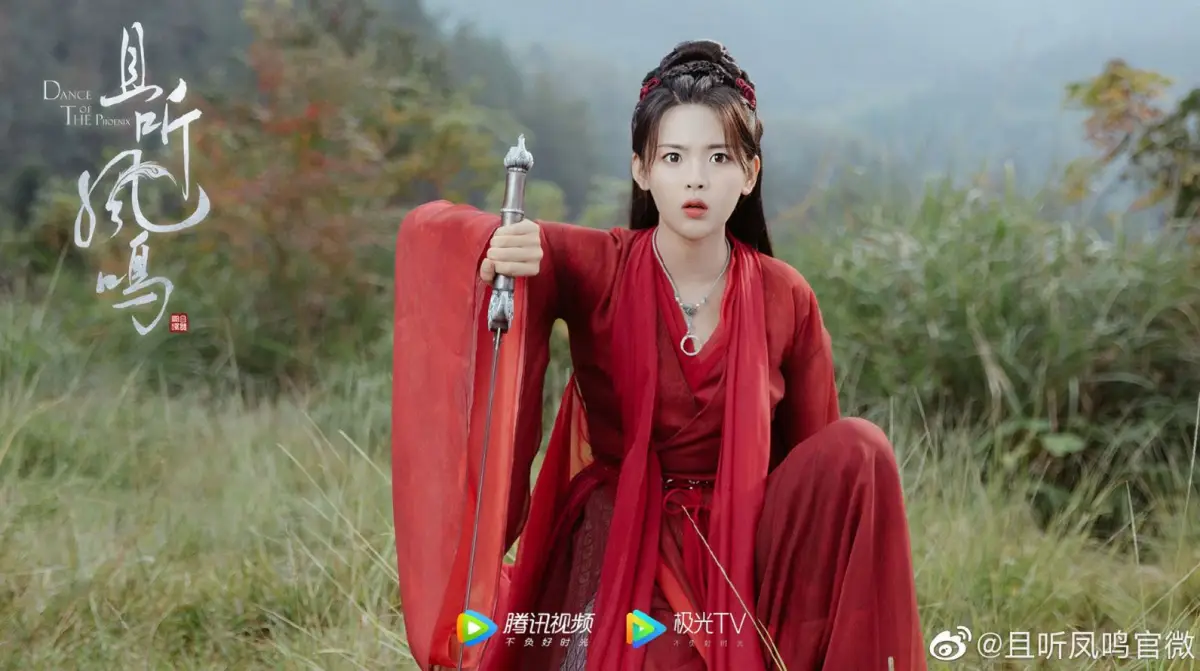 붉은옷입고-칼짚은-봉무