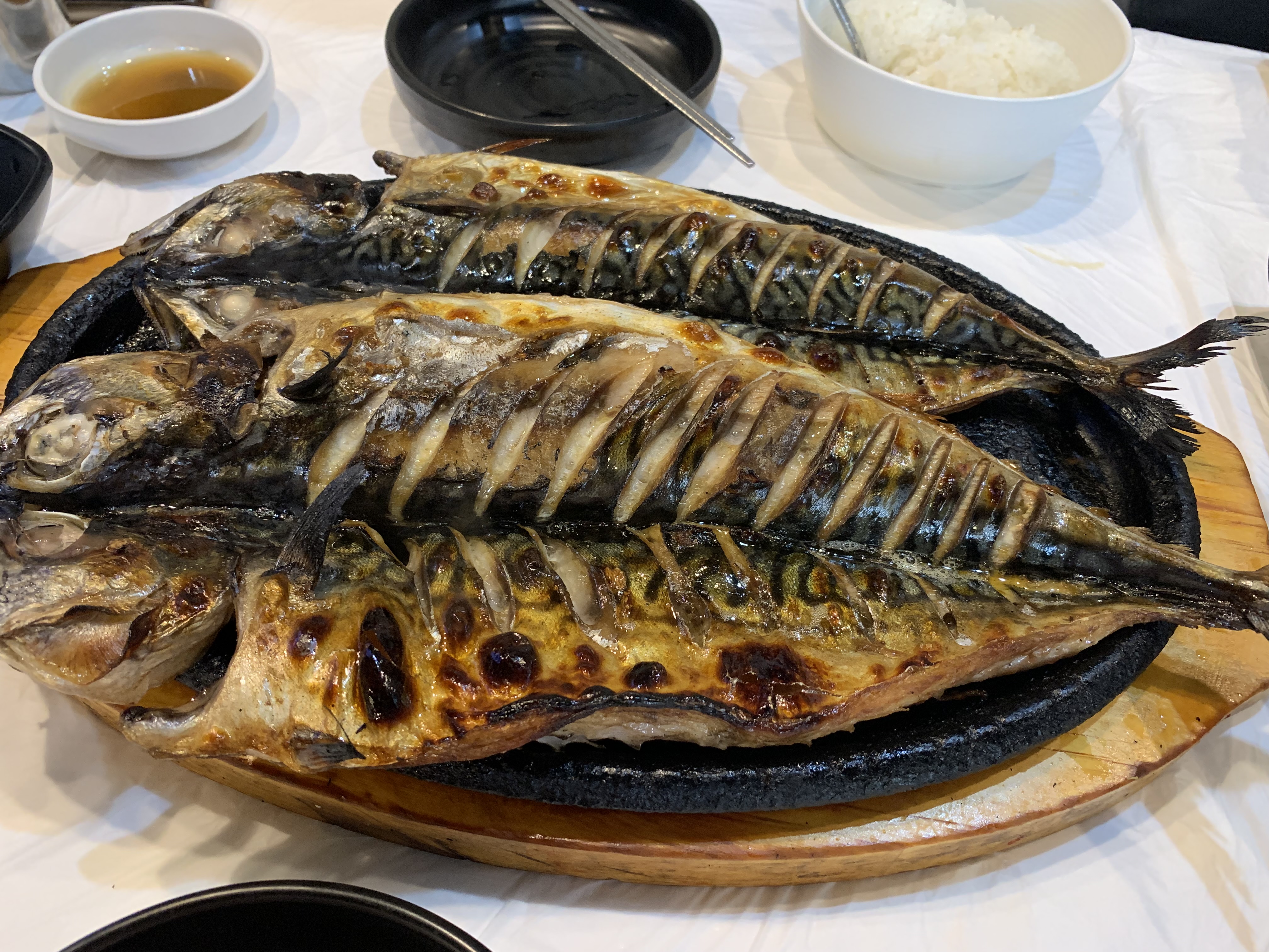 까치산&middot;신월동 맛집! 화덕생선구이굽자 &ndash; 바삭 촉촉한 고등어구이 &amp; 솥밥까지 완벽한 한 끼!