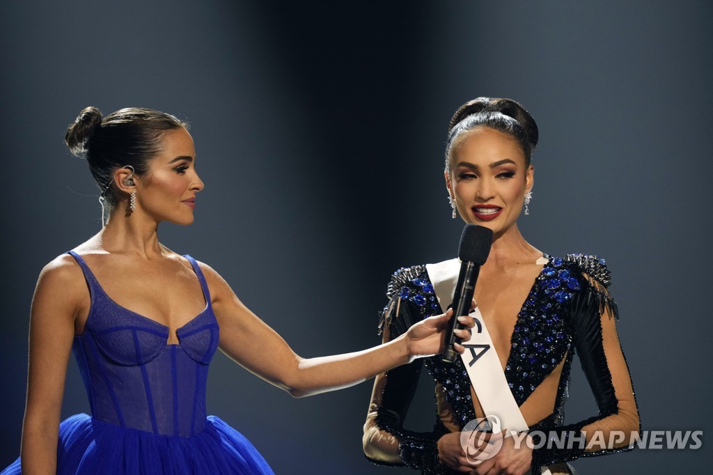 미스 유니버스 국제미인대회 우승자 가브리엘