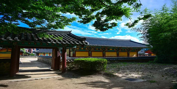 김해수로왕릉