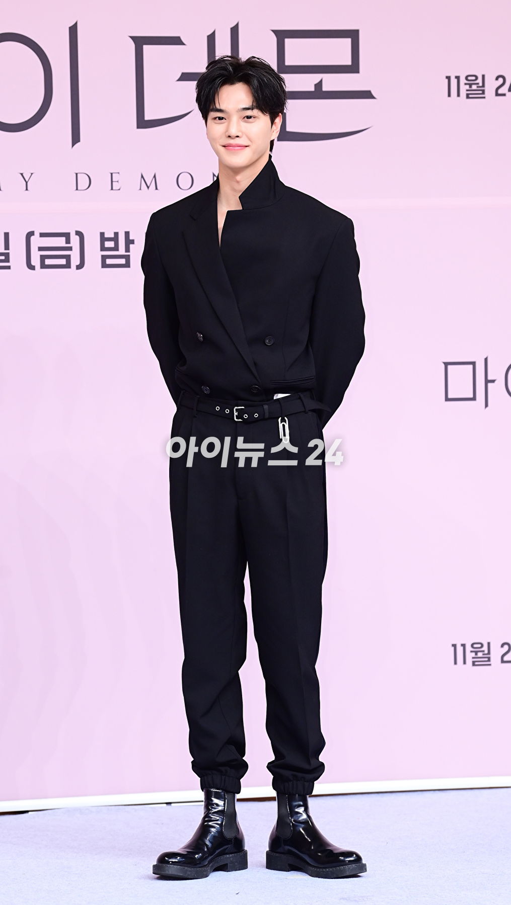 배우 송강이 24일 오후 서울 양천구 SBS에서 열린 SBS 새 금토드라마 '마이 데몬' 제작발표회에 참석하고 있다. [사진=정소희 기자]