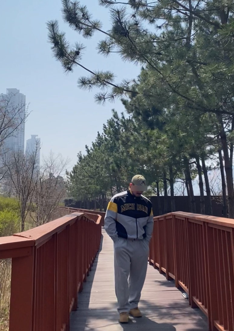 데일리룩(2025. 4. 11.)더블알엘 RRL 가먼트 다잉 트윌 볼캡, 스타터 x 미시간 집업자켓 윈드브레이커 바람막이, 토피 벌룬핏 와이드 팬츠, 나이키 에어포스 미드된장포스1