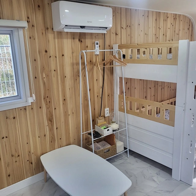 카라반 식탁 공간