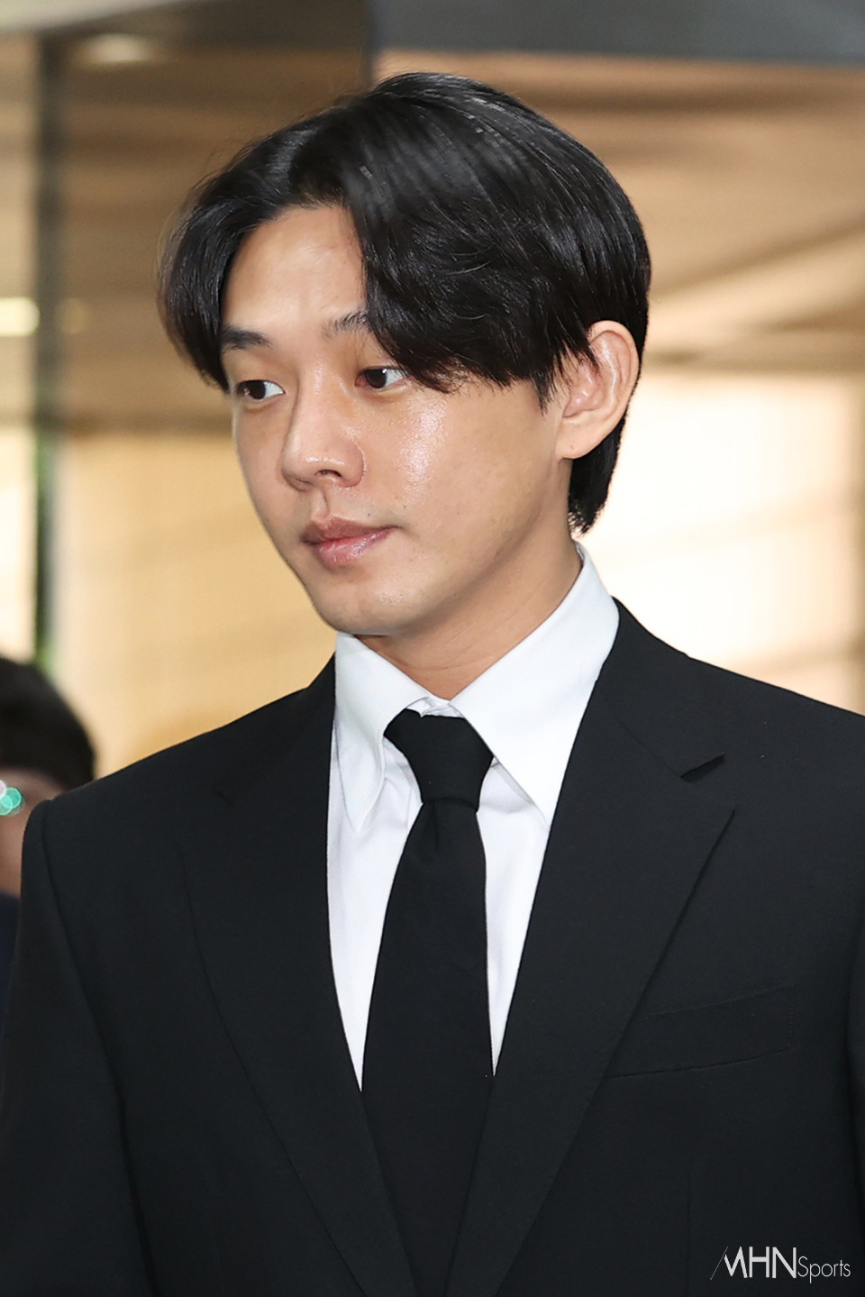 유아인