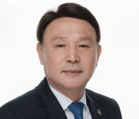 강임준 프로필