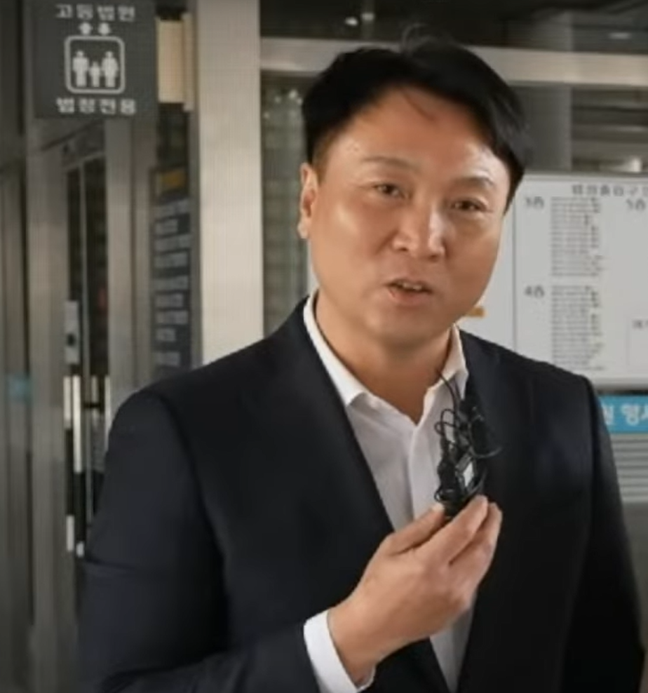 봉지욱-기자-프로필-사진