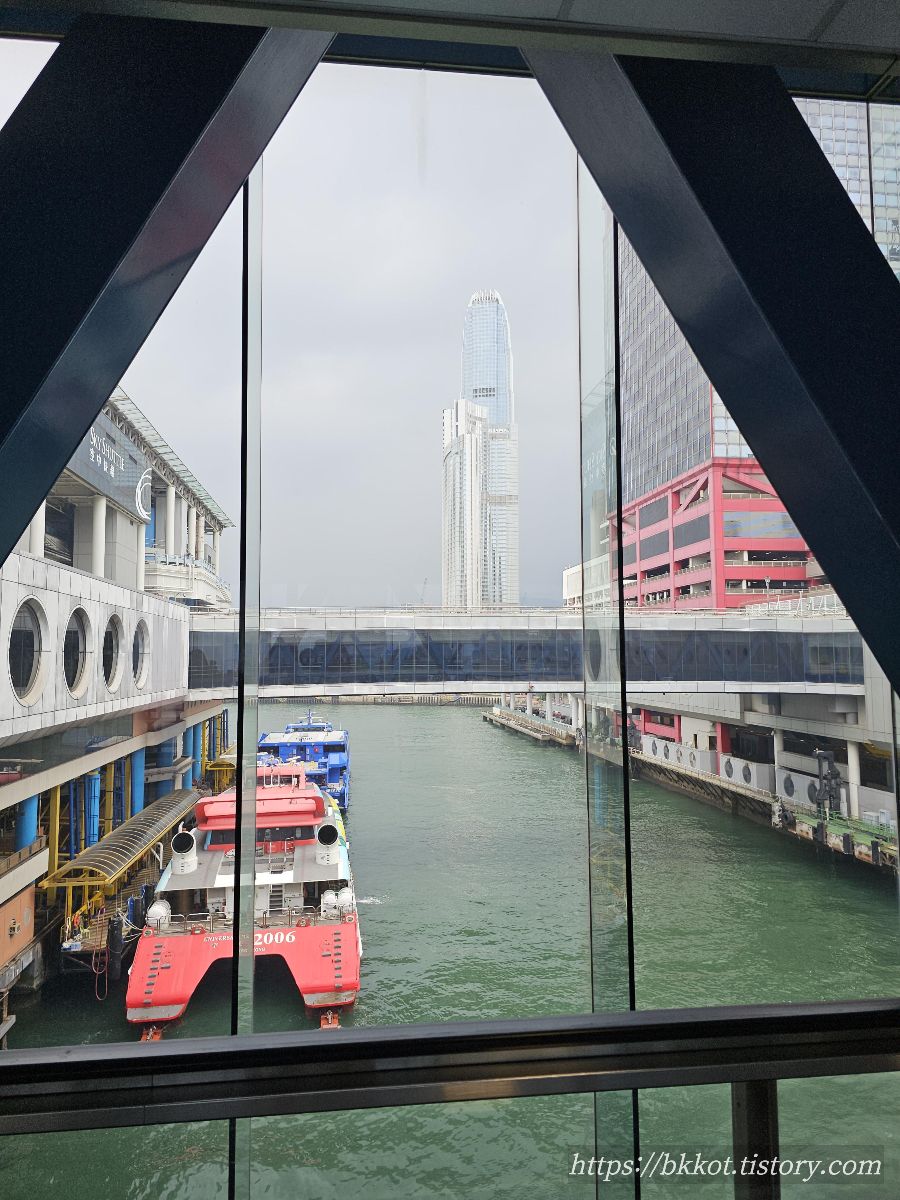 마카오에서 홍콩으로 이동