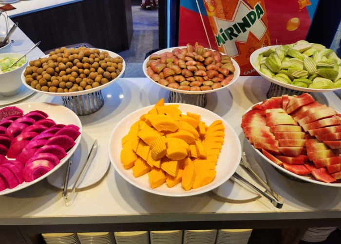 호치민여행_호치민맛집_해산물뷔페_포세이돈_베트남요리
_과일