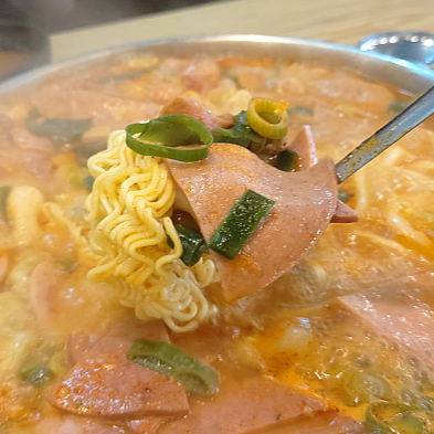 놀부부대찌개