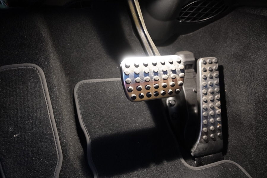 벤츠 GLC 300E 쿠페 실내디자인