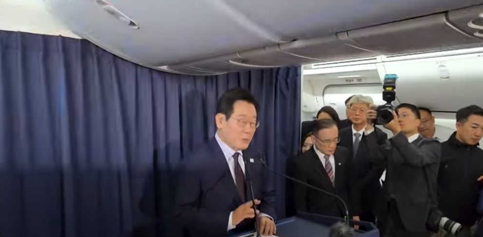 기자간담회