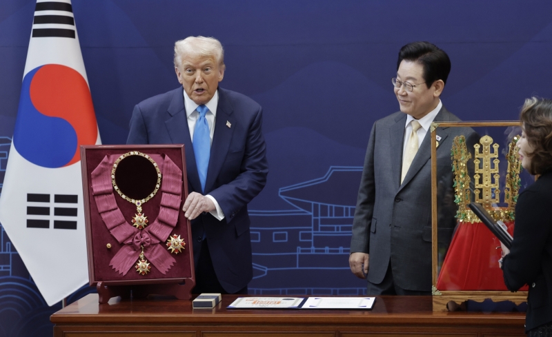 트럼프 훈장