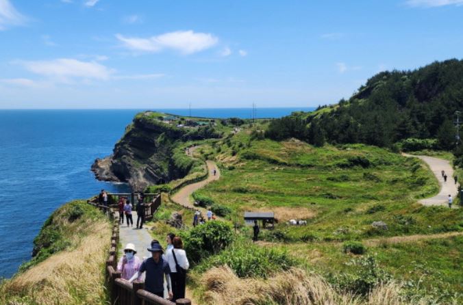 제주도 여름 여행 추천 코스-송악산 둘레길